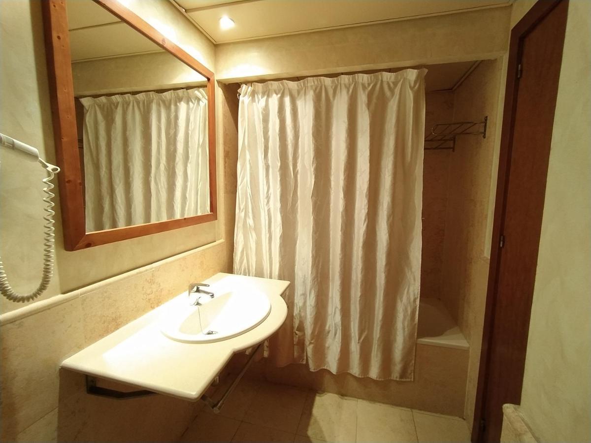Apartamento Dos Dormitorios Bajo, Vistas Piscina Исла-Канела Экстерьер фото