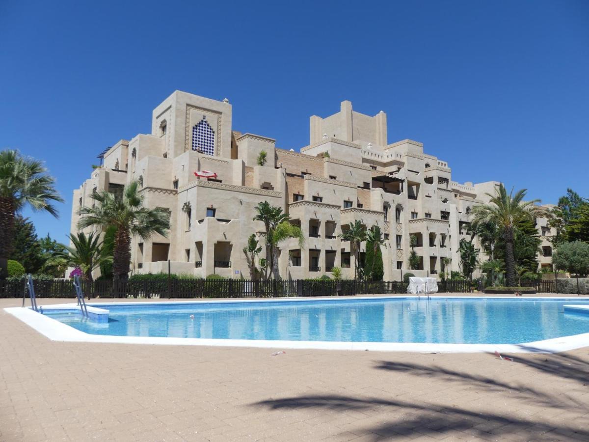 Apartamento Dos Dormitorios Bajo, Vistas Piscina Исла-Канела Экстерьер фото